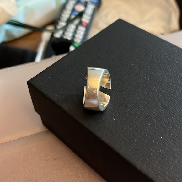 Sterling Silver Ring - Picture 5 of 5